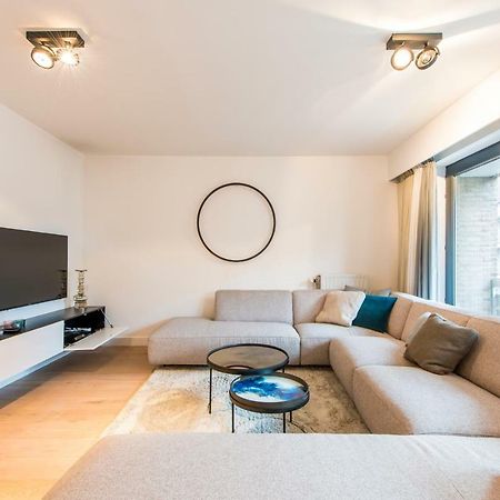 Ruim En Modern Appartement Te Knokke Nabij De Dijk Exteriör bild