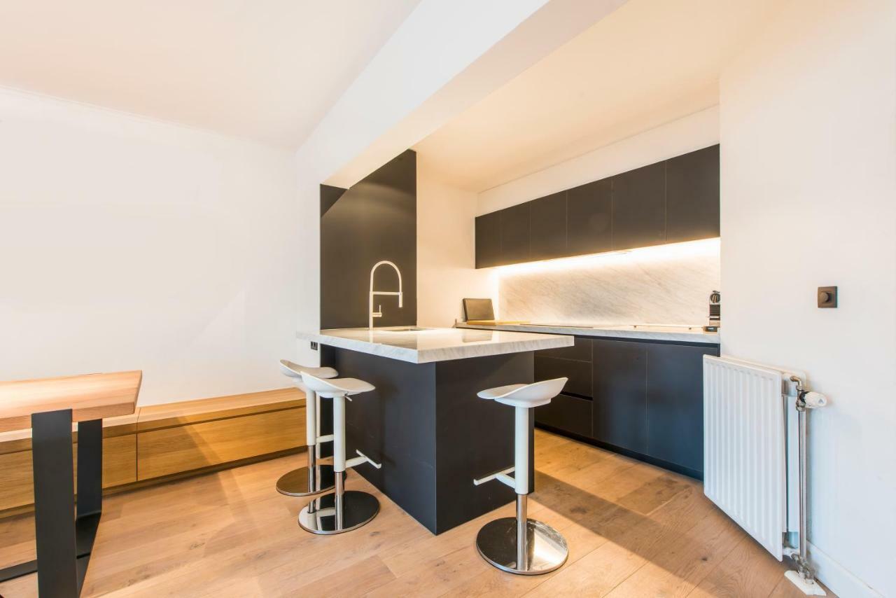 Ruim En Modern Appartement Te Knokke Nabij De Dijk Exteriör bild